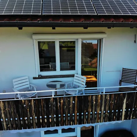 公寓 Sonnige 3 Mit Schoenem Balkon Im Gruenen *