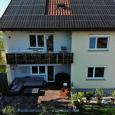 Daire Sonnige 3 Mit Schoenem Balkon Im Gruenen