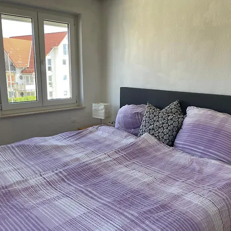 Sonnige 3 Mit Schoenem Balkon Im Gruenen 公寓 罗伊特林根